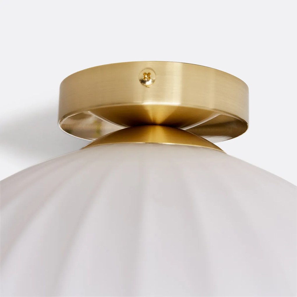 Plafondlamp of wandlamp, messing en opaline glas, AMIA