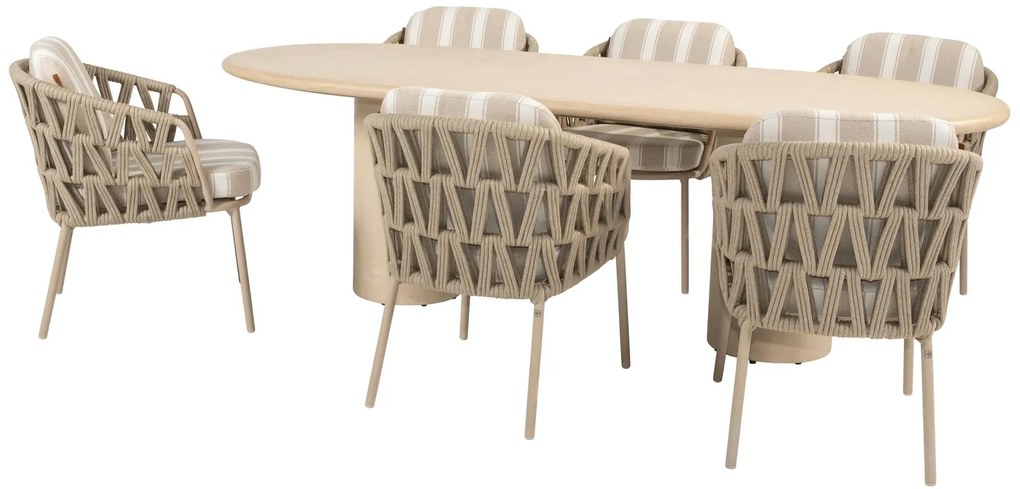 4 Seasons Outdoor Beverly tuinstoel latte LoungestoelTuinstoel beige weerbestendig