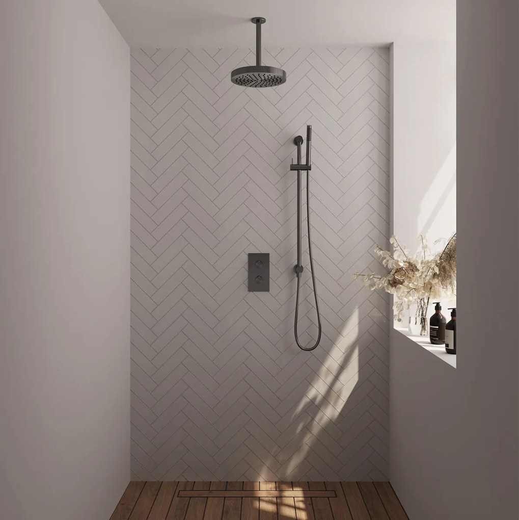 Brauer Stripe inbouw regendouche met 25cm hoofddouche, met plafondarm, glijstang en staafhanddouche set 21 gunmetal geborsteld PVD