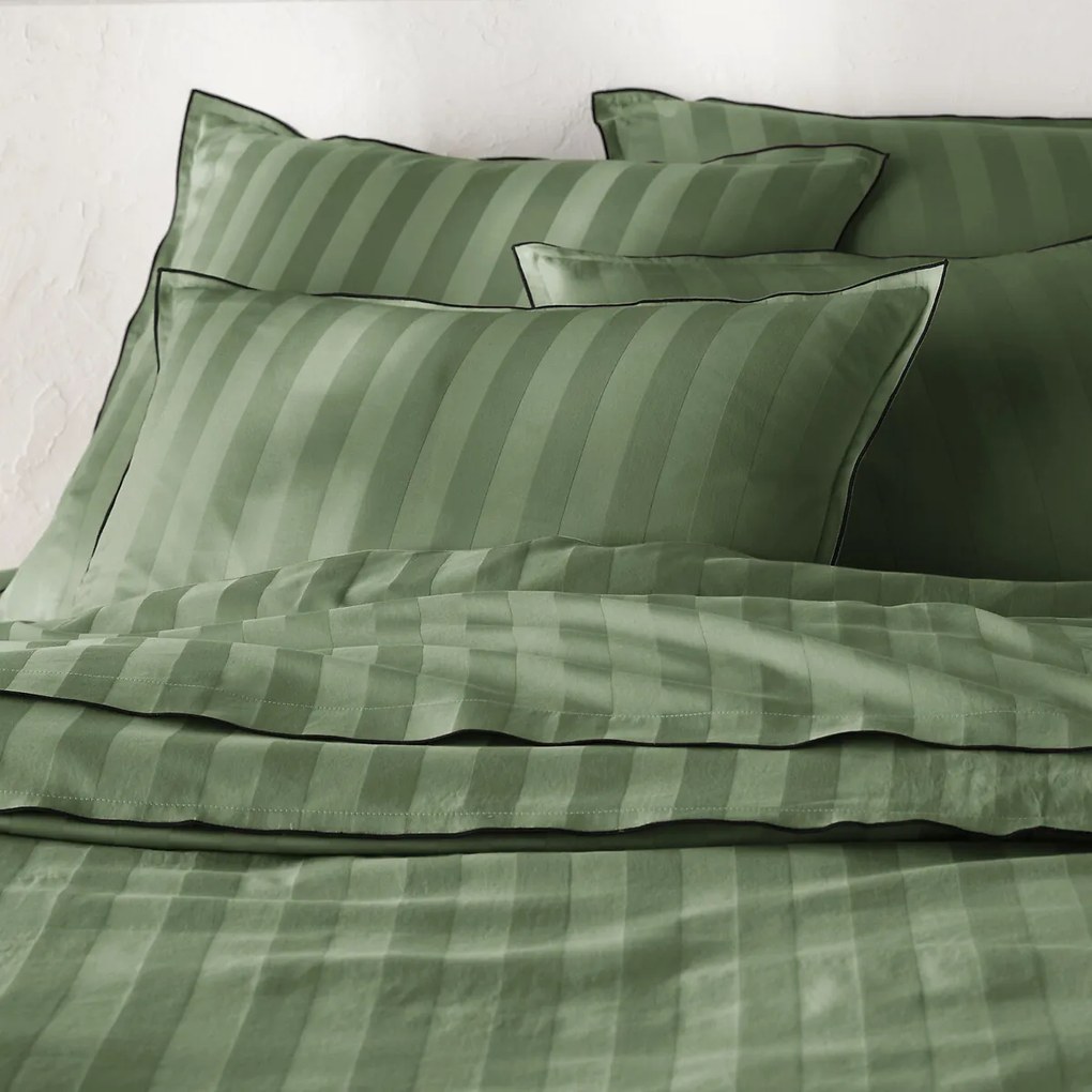 Dekbedovertrek in gewassen katoensatijn met 118 draden, streep Victor