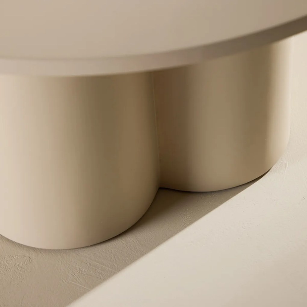 Salontafel Met Cilindervormige Poten Beige - 80 X 80cm.