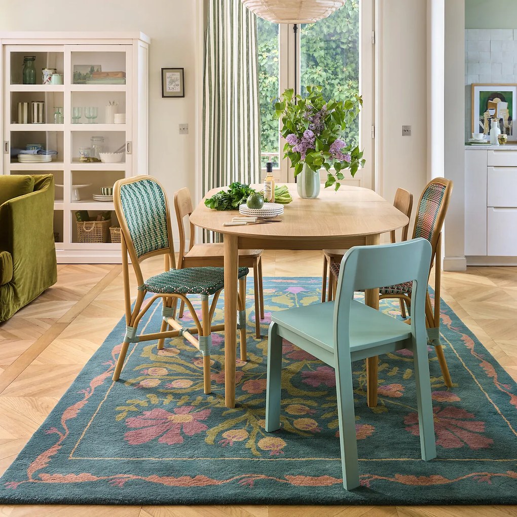 Set van 2 gebeitste massief berken stoelen, Talet