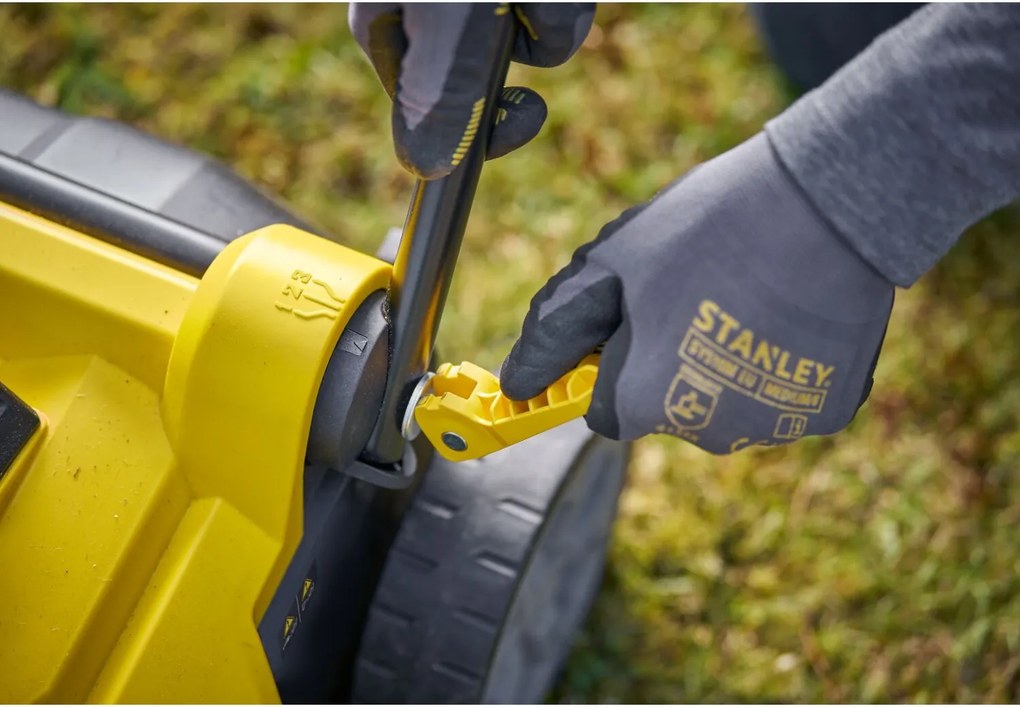 Stanley FATMAX SCOEP3801M2-QW V20 Verticuteerder – 3-in-1 – Brushless – Incl. 2x 4.0Ah Accu &amp; Laders
