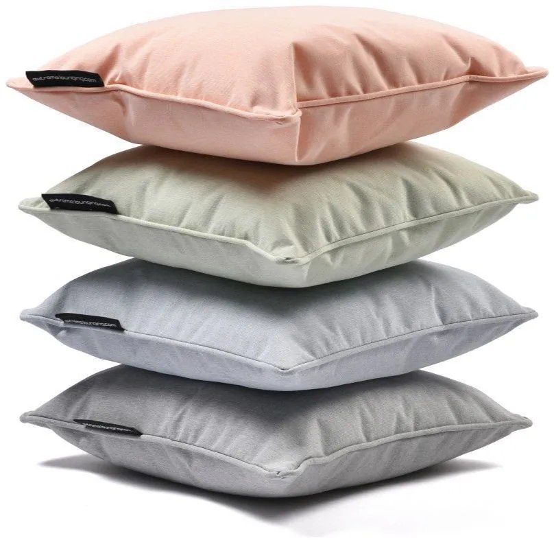 B-cushion Kussen Outdoor - Pastel Grijs