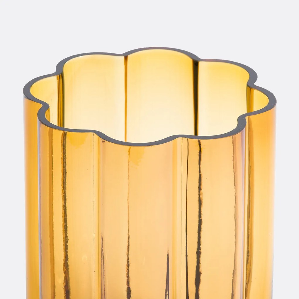 Amberkleurige glazen vaas H20 cm Helia