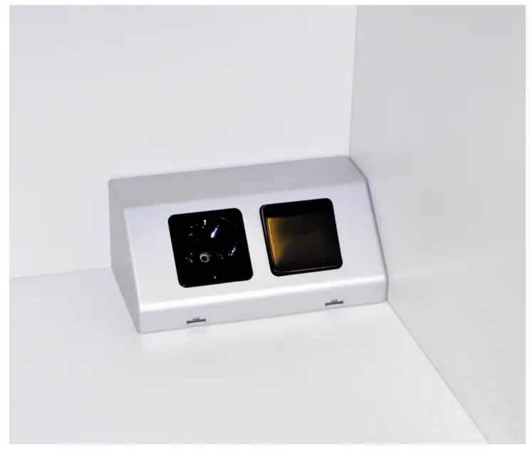 Inbouw / opbouw contactdoos en schakelaar zilvergrijs