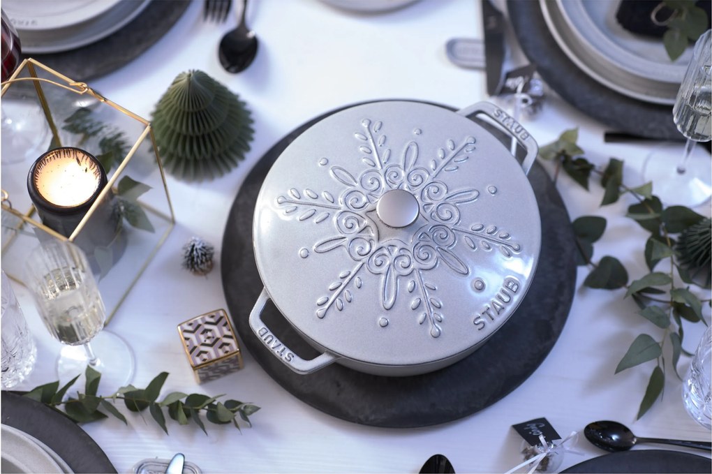 Staub La Cocotte Braadpan Sneeuwvlok 24 cm / 3,6 l, Rond, White truffle - La Cocotte - Staub