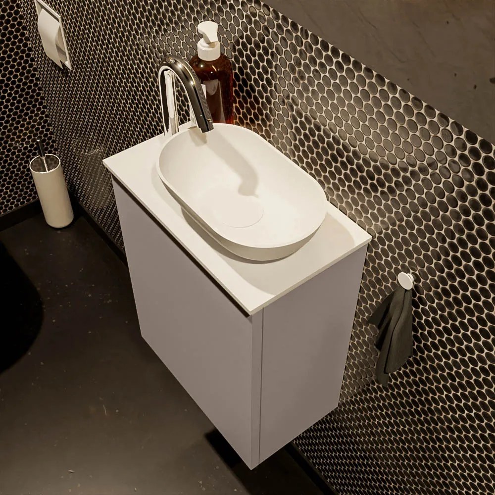 Mondiaz Fowy toiletmeubel 40cm smoke met witte waskom rechts en kraangat