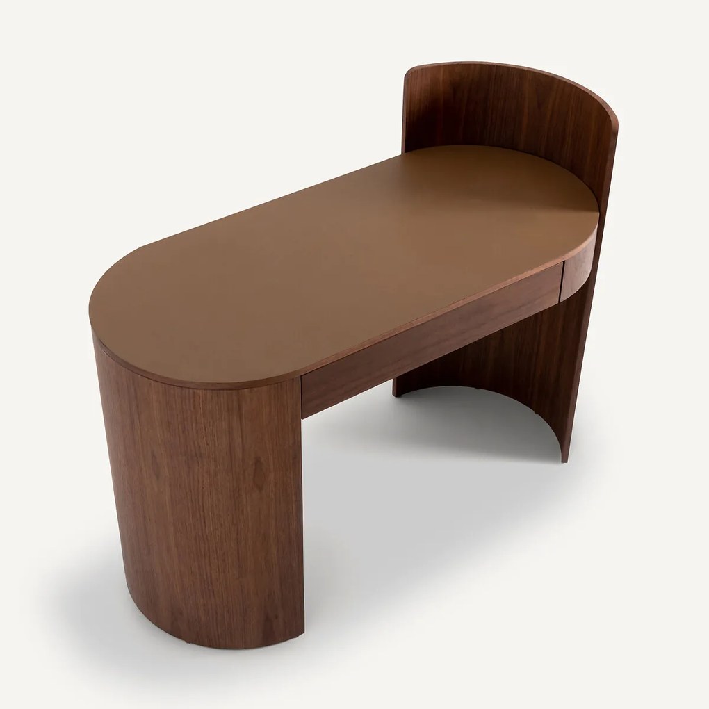 Bureau van notenhoutfineer en leer, Abbas