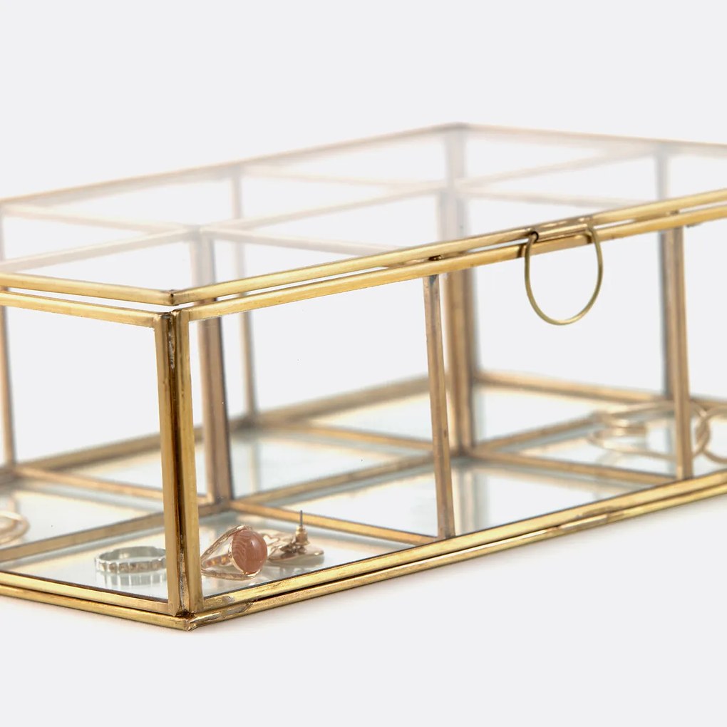 Multi-compartimentdoos, Uyova