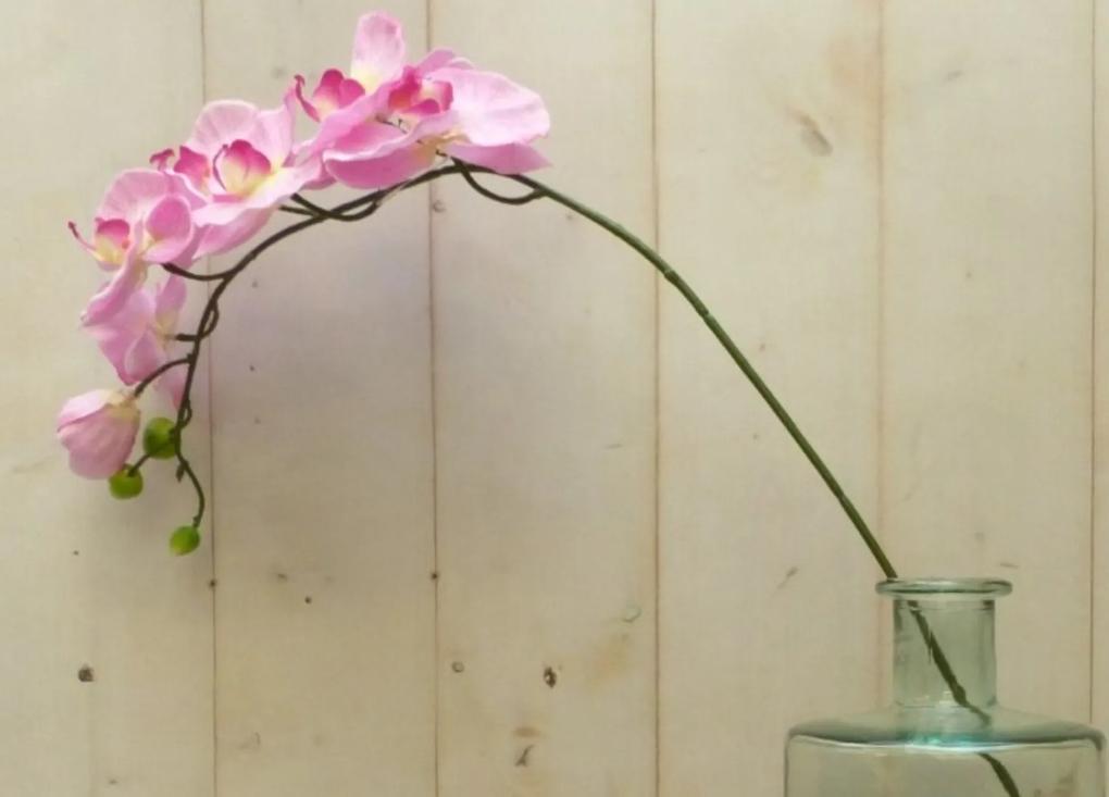 Kunstvlinderorchidee groot op steker roze