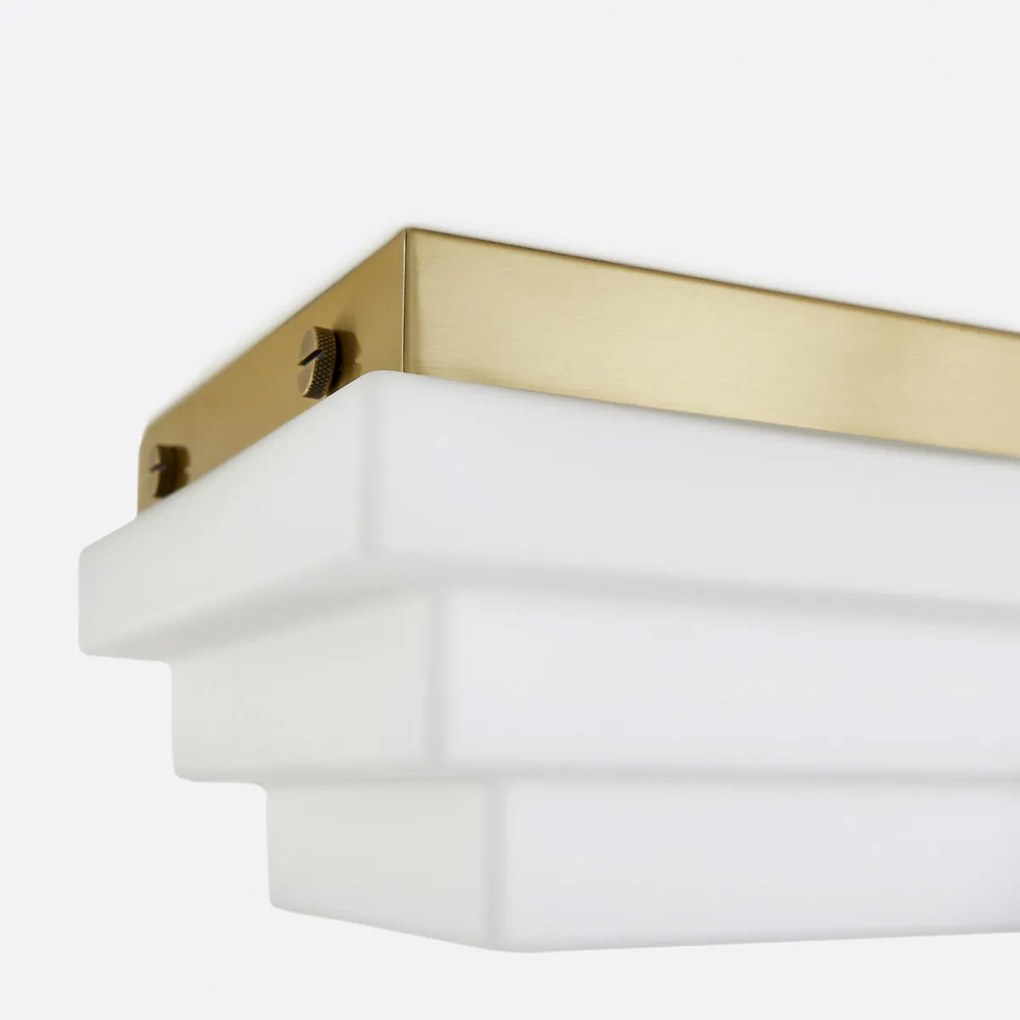 Plafondlamp of wandlamp, opaline glas, breedte 27,5 cm, DECAR