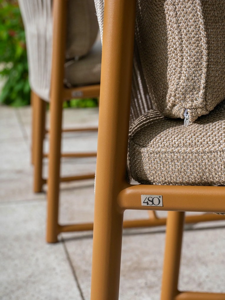 4 Seasons Outdoor Marina tuinset amber met Colorado tafel 240 x 105 x 75 cm SALE Tuinset beige weerbestendig