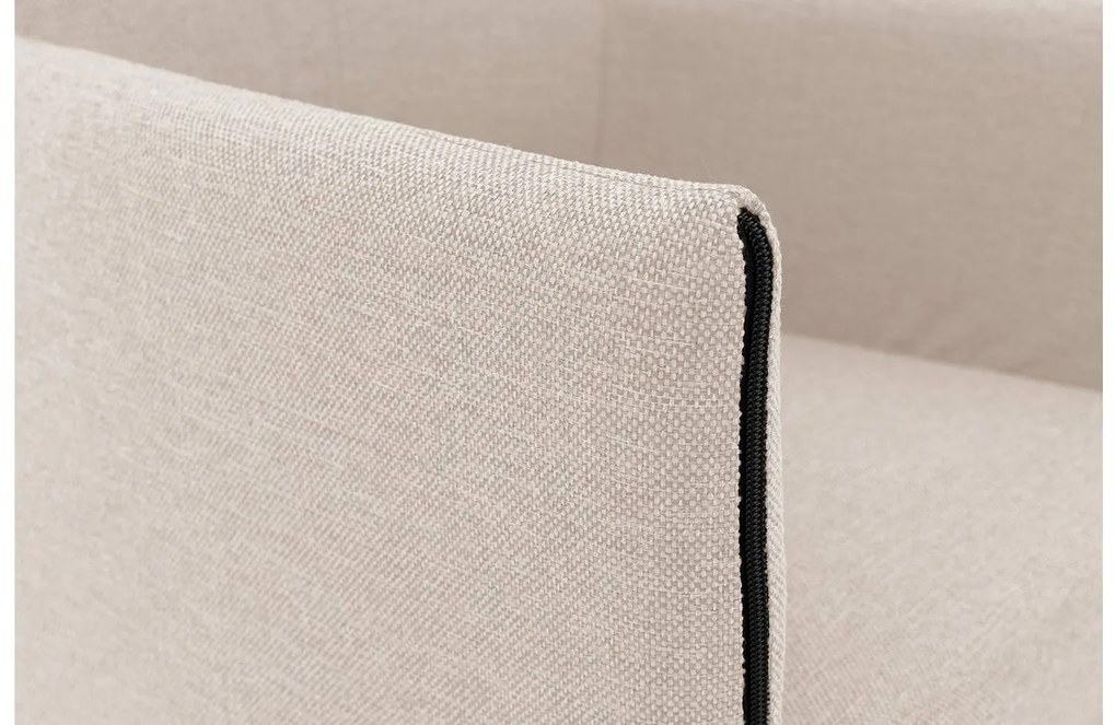 Goossens Eetkamerstoel Funk RVS Poten beige stof met armleuning en Transparant skater wiel met rvs kapmet wielen, modern design