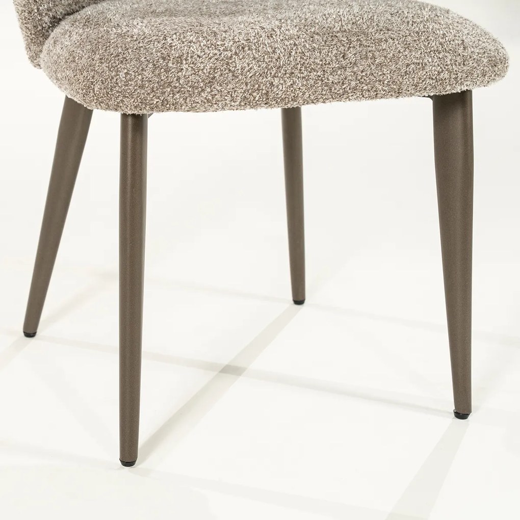 Eleonora Mateo Bruin Potige Eetstoel Taupe