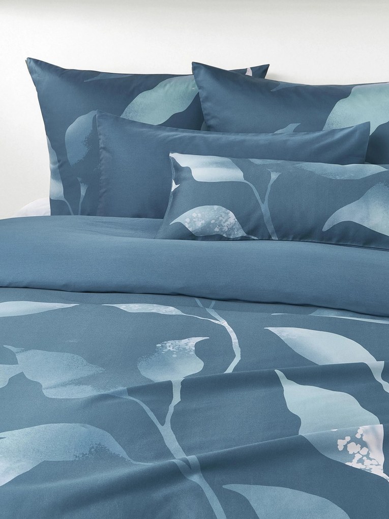 Katoensatijnen dekbedovertrek Marino met bloemenprint