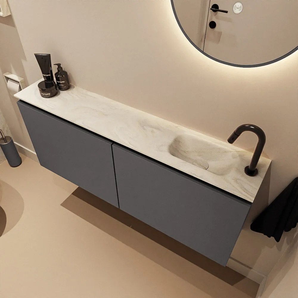 Mondiaz Ture DLux toiletmeubel 120cm dark grey met wastafel ostra rechts met kraangat