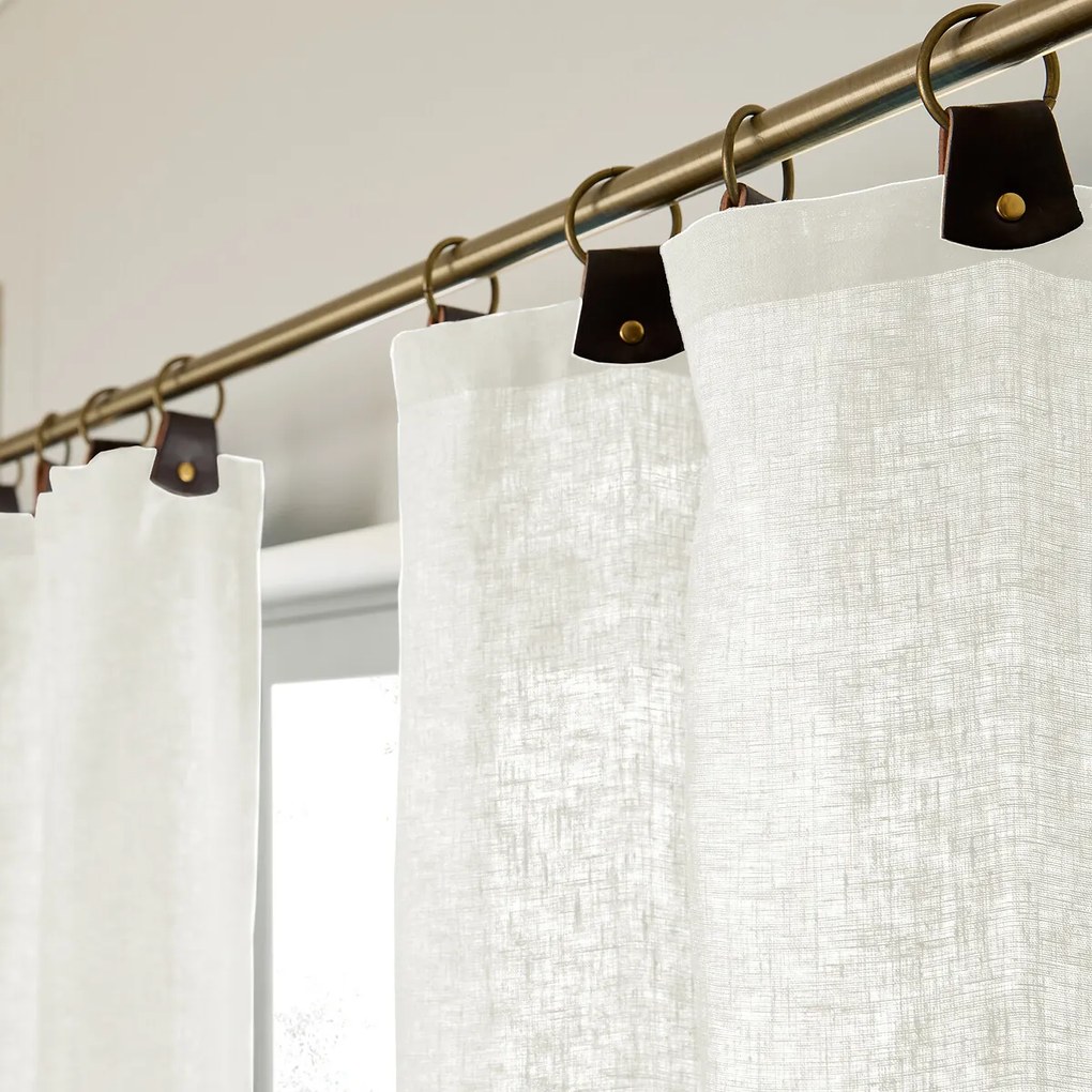 Gordijn in gewassen linnen met ringen, Private