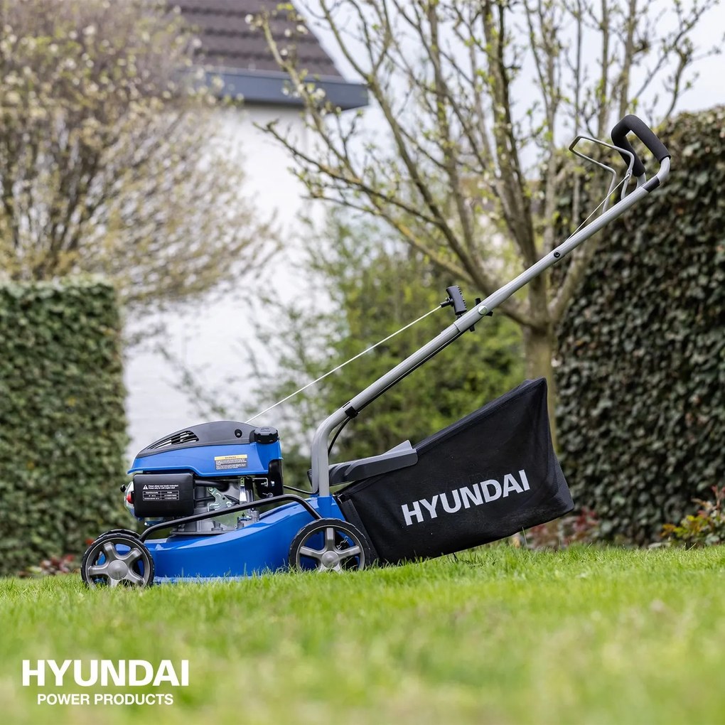 Hyundai Benzine Grasmaaier 40 cm – 79,8 cc – 4-takt – Voor gazons tot 500 m²
