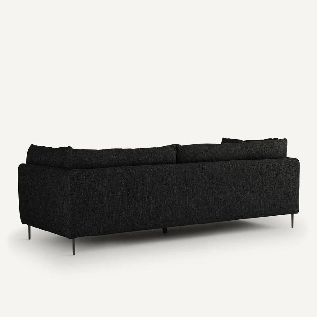 Bank in mêlee stof, Botero