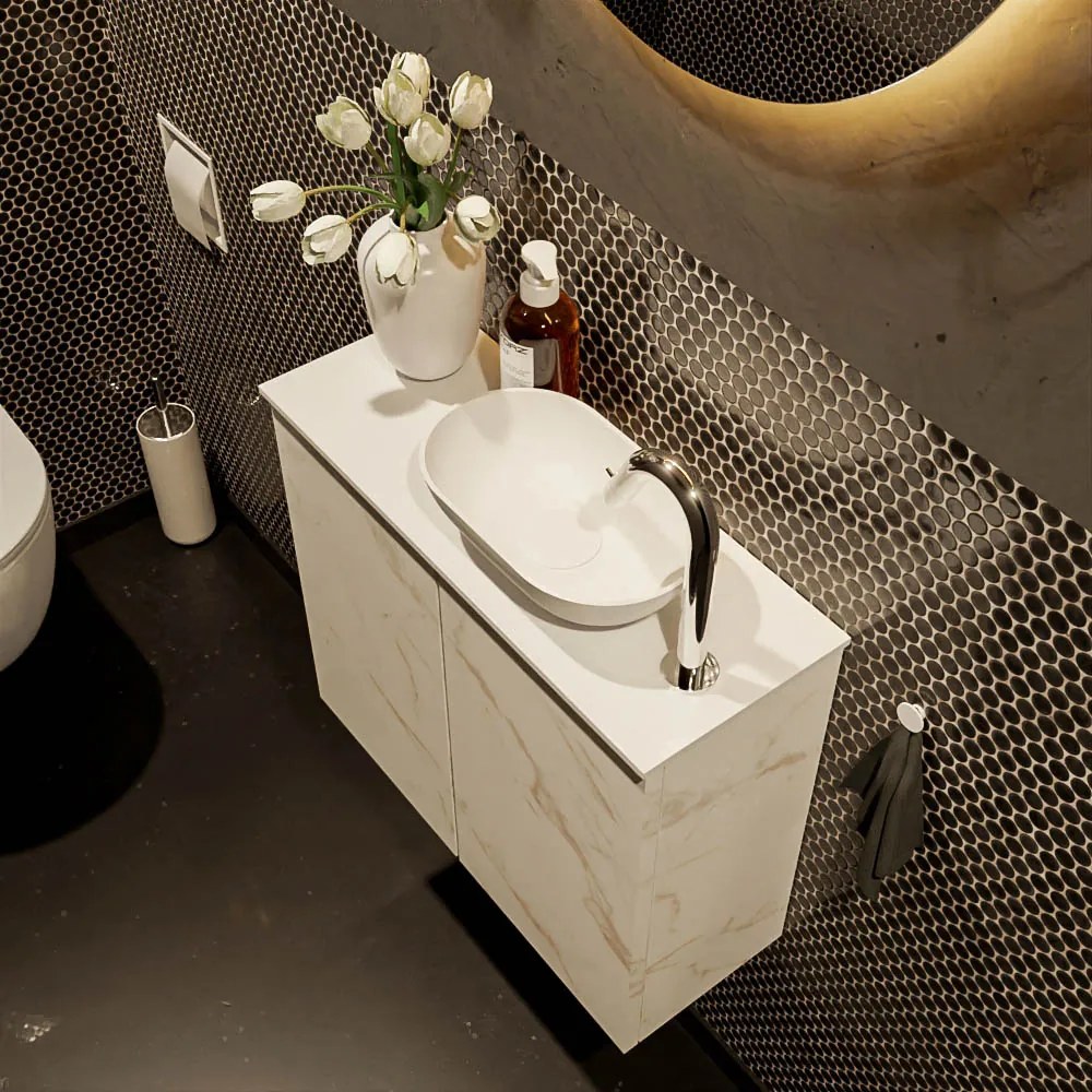 Mondiaz Fowy toiletmeubel 60cm Carrara met witte waskom rechts en kraangat