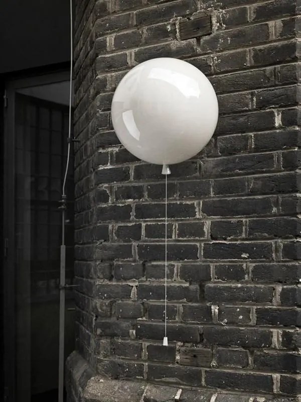 Brokis -   Wandlamp  Memory Lichtroze glanzend / Zilver  Glas