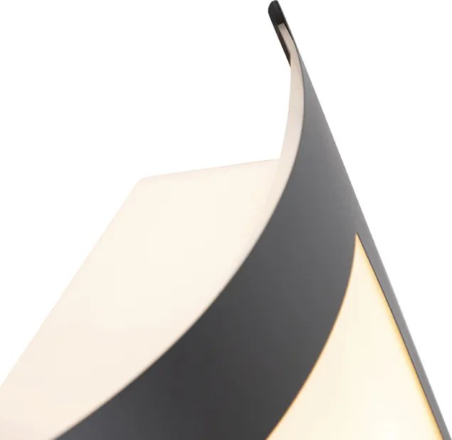 Buiten wandlamp antraciet IP44 schemersensor - Emmerald