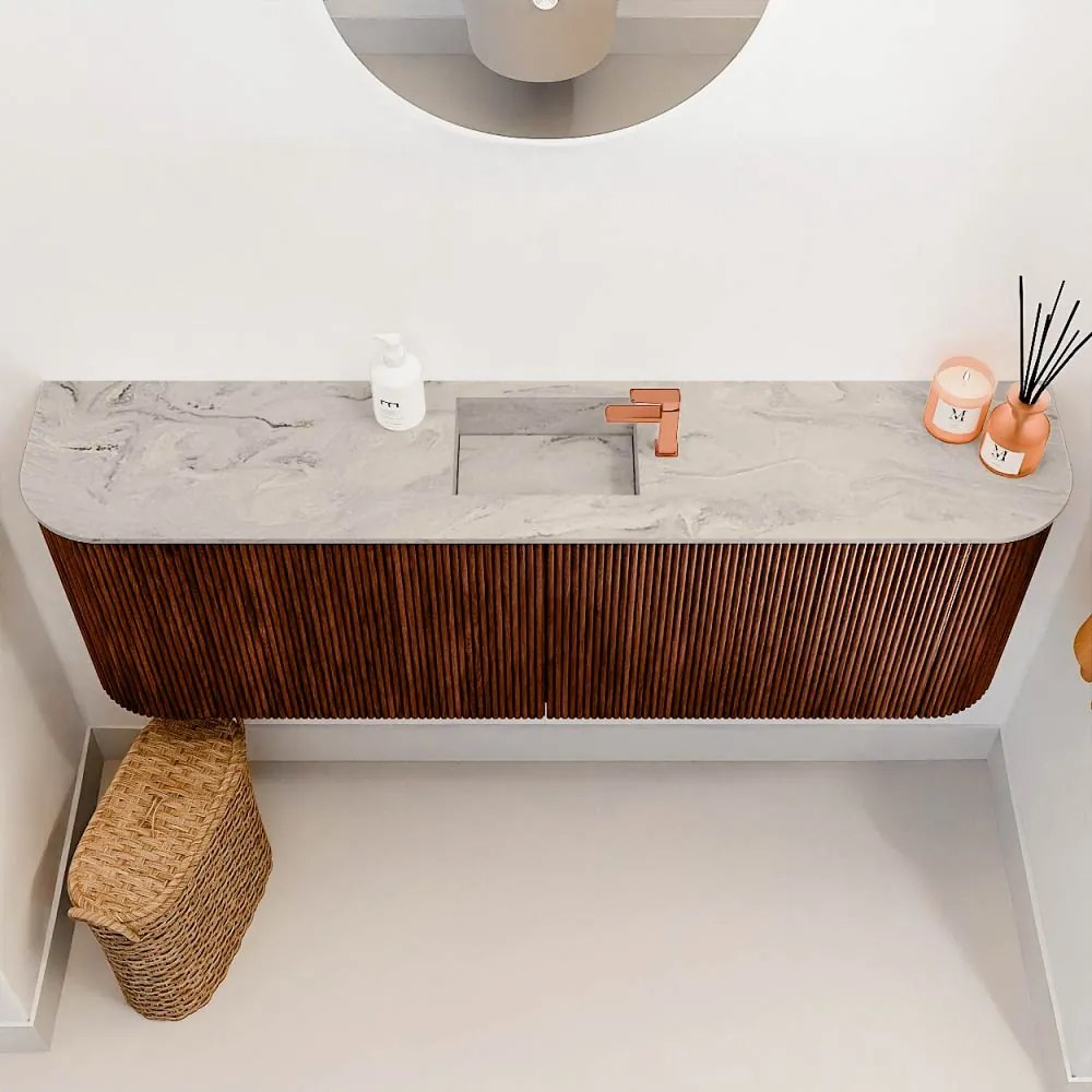 Mondiaz Joya DLux 125cm toiletmeubel ronding links/rechts ruby met wastafel faye midden 1 kraangat glace