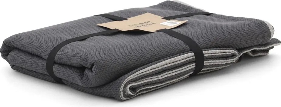 | Madison Plaid | Polyester | Grijs/Antraciet | 180x135cm | Kees Smit Tuinmeubelen