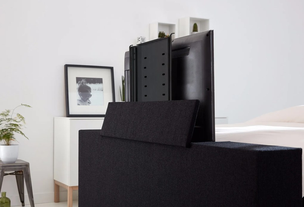 Home 400 met tv-lift – Bij Swiss Sense