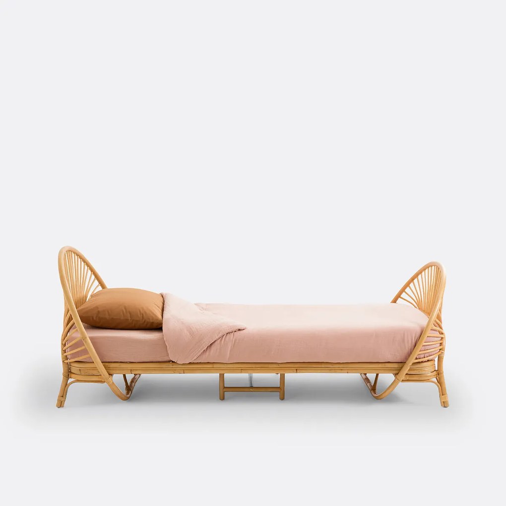 Bed en bedbodem in rotan, Sielo