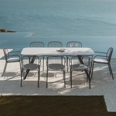 Rechthoekige Tafelset 200x95 Cm In Brinela Aluminium En 8 Tuinstoelen Met Armleuningen In Anerina Staal Grijs – Grafiet - Sklum