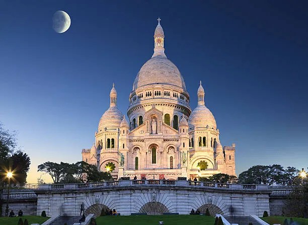 Foto Paris landmark of Montmartre church, seng chye teo