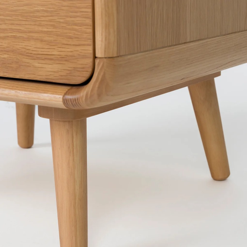 Zuiver Rise Natural Design Ladenkast Gebogen Eikenhout - 40x45x112cm.