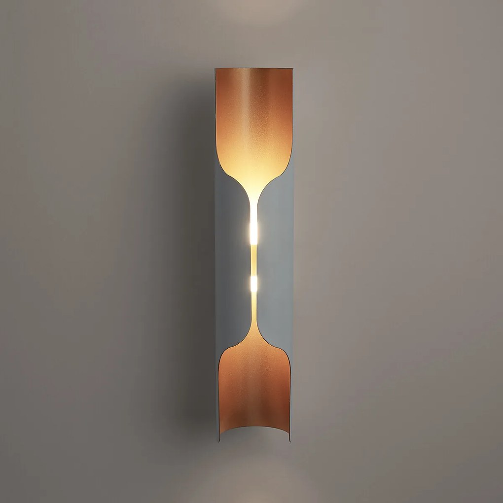 Enkelvoudige wandlamp, Henrio