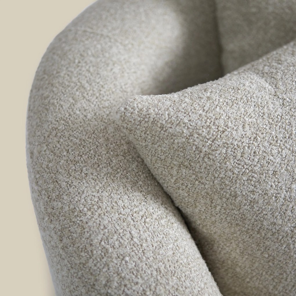Grote Fauteuil Rond Met Kussens Beige