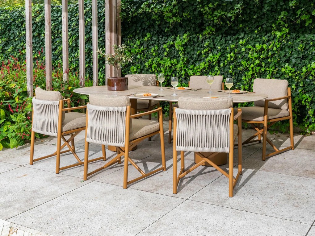 4 Seasons Outdoor Marina tuinset amber met Colorado tafel 240 x 105 x 75 cm SALE Tuinset beige weerbestendig