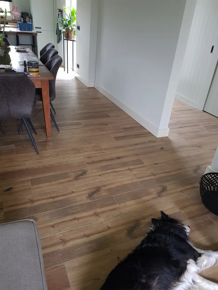 Houtlook Tegel 23x120 Cm Origin Bruin N15 - Restpartij Nog 1.08 M² Op Voorraad