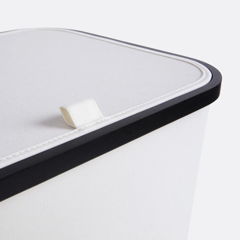 Zwart-witte wasmand, YOANI