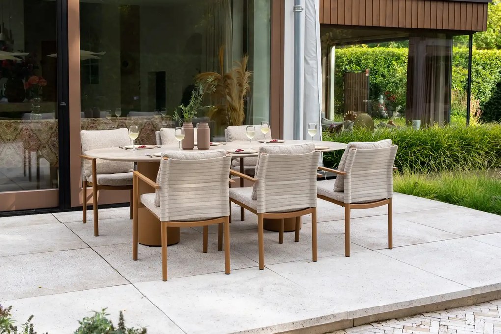 4 Seasons Outdoor Safina tuinset amber met Colorado tafel met keramisch blad 240 x 105 cm SALE Tuinset beige weerbestendig