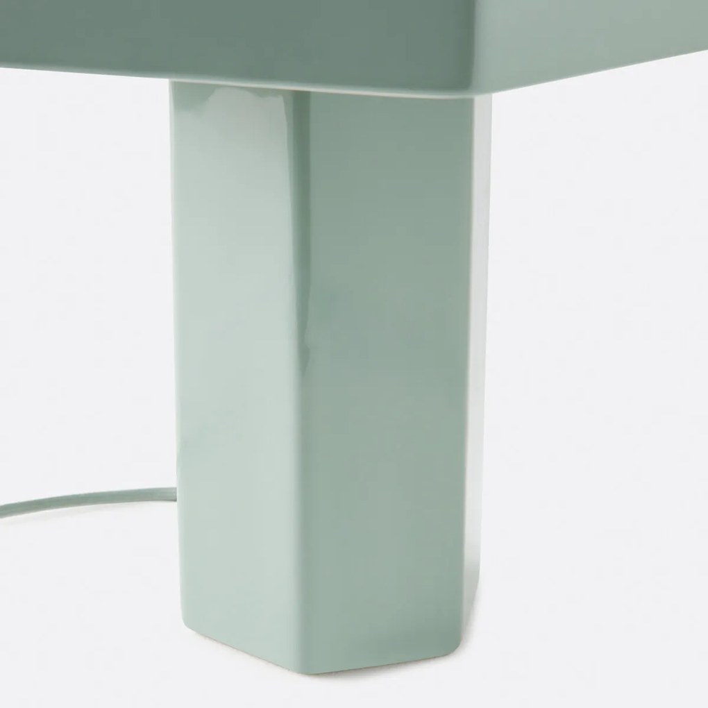 Keramische tafellamp, Acia