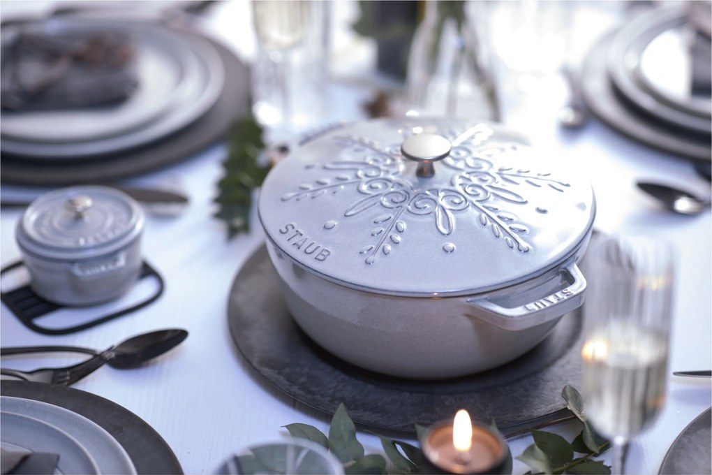 Staub La Cocotte Braadpan Sneeuwvlok 24 cm / 3,6 l, Rond, White truffle - La Cocotte - Staub