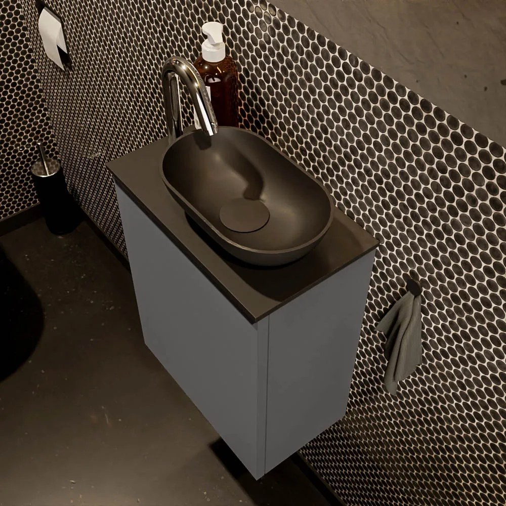 Mondiaz Fowy toiletmeubel 40cm dark grey met zwarte waskom rechts en kraangat