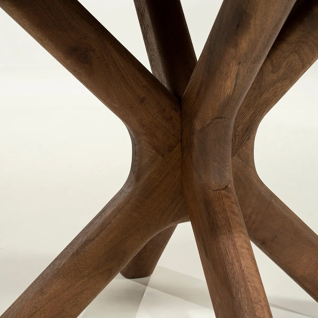 Kruispotige Eettafel Walnoot - 150 X 150cm.