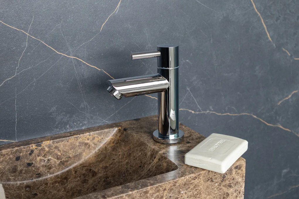 Saniclear Dark Emperador fonteinset met rechte kraan in chroom