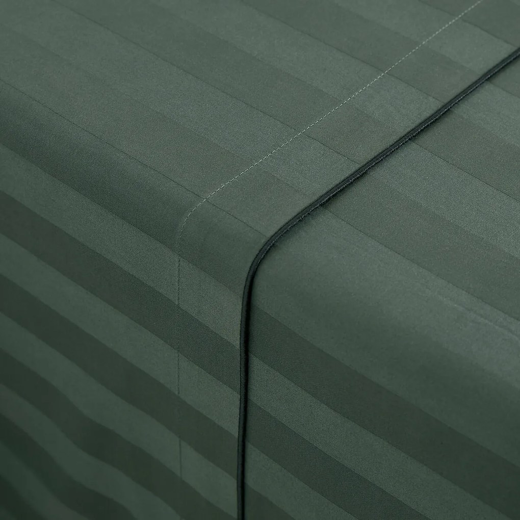 Plat laken in gewassen satijnkatoen, Victor, gestreept