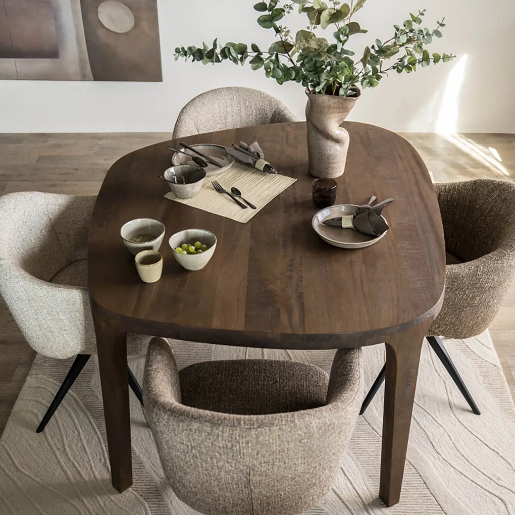 Eleonora Taylor Unieke Eettafel Hout Kiezelvorm - 140 X 120cm.