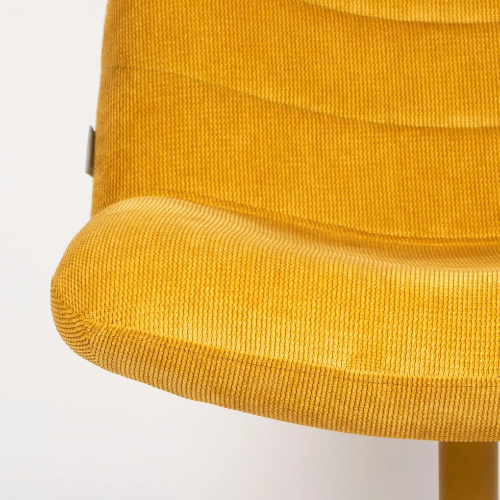 Zuiver Bubba Draaifauteuil Okergeel Retro Design