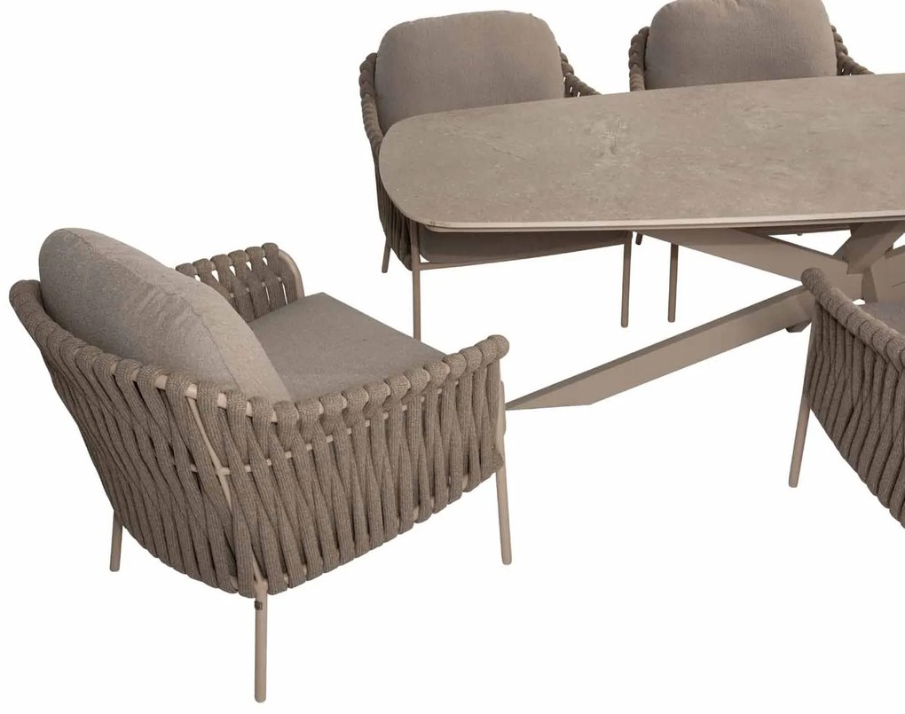 4 Seasons Outdoor Comino low dining set latte met Prado tafel ellips blad 240 cm  Loungestoel    beige weerbestendig