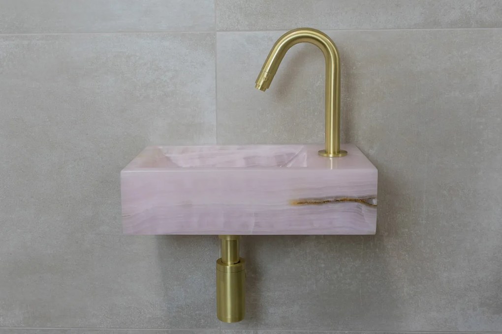 Saniclear Pink Onyx fonteinset met gebogen kraan in geborsteld messing